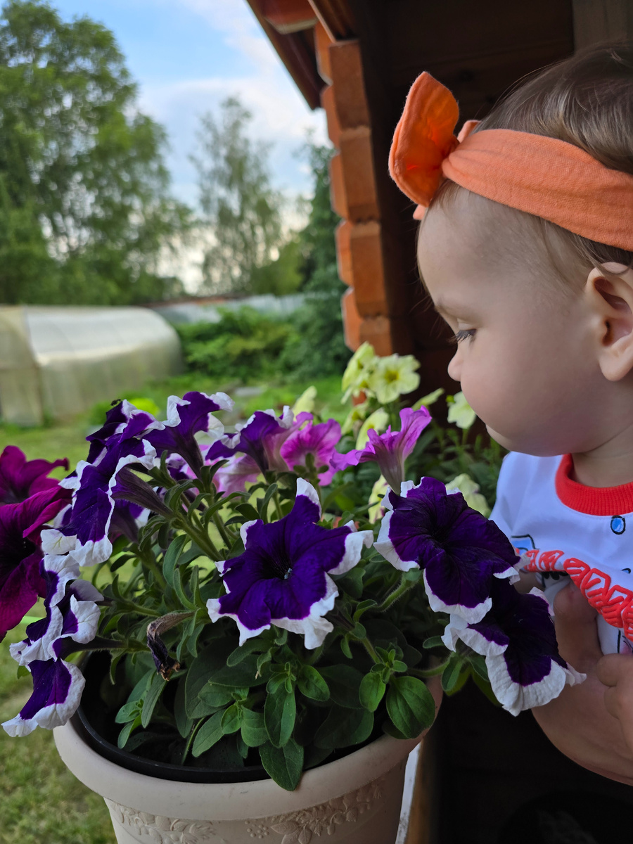 1 годик нашей девчонке