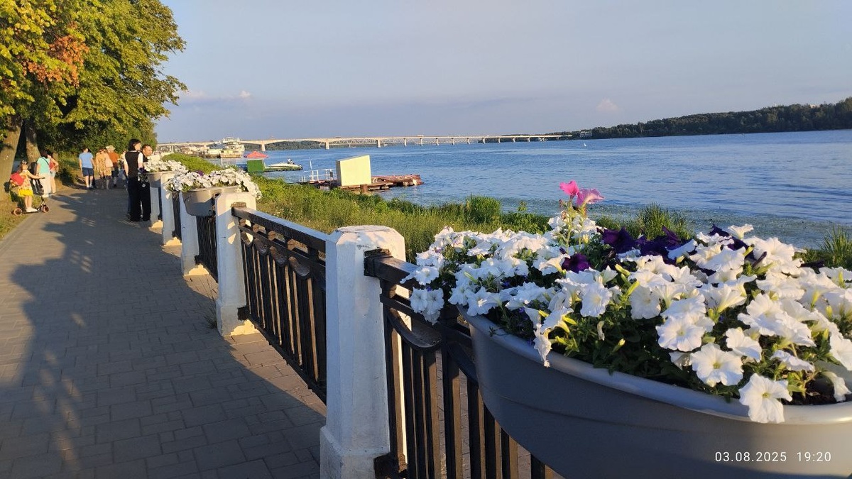 Набережная реки Волги в Костроме. Фото автора.