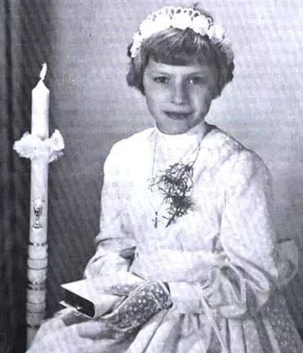 Аннелиза Михель в детстве