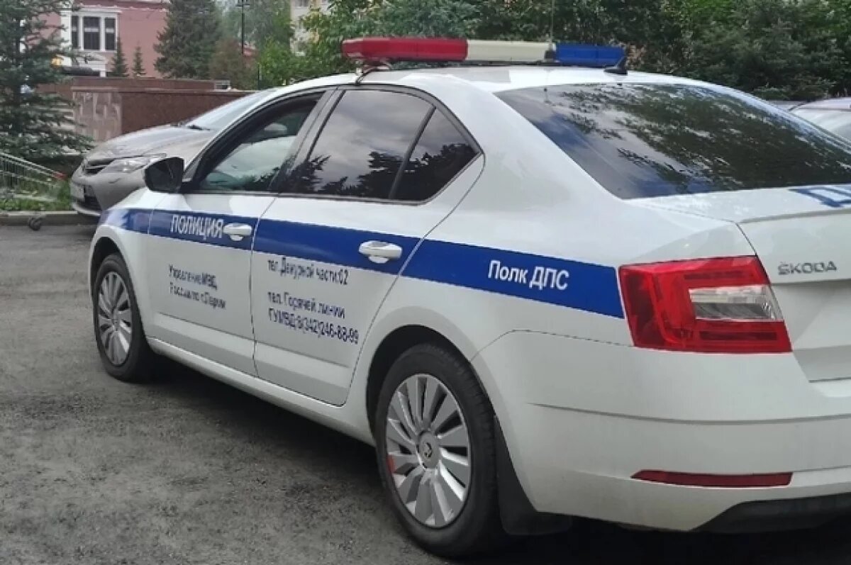    В МВД рассказали подробности ДТП с перевернувшейся на крышу машиной в Перми