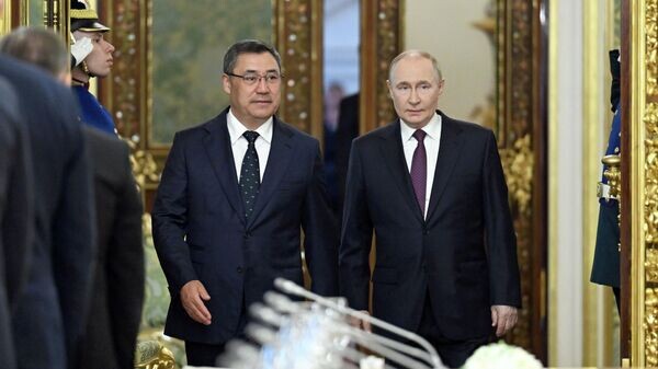    © Пресс-служба президента КР / Султан Досалиев