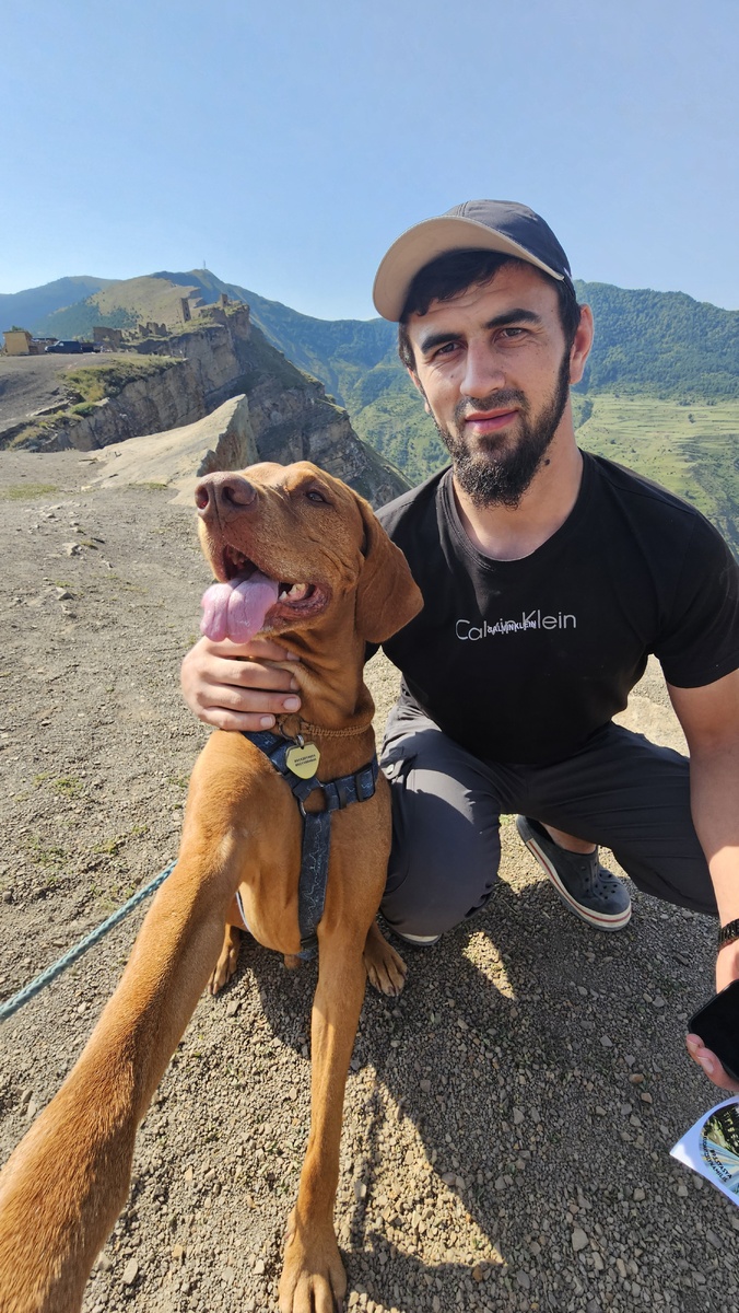 Сфоткался с фанатом в Гоор, на языке тролля