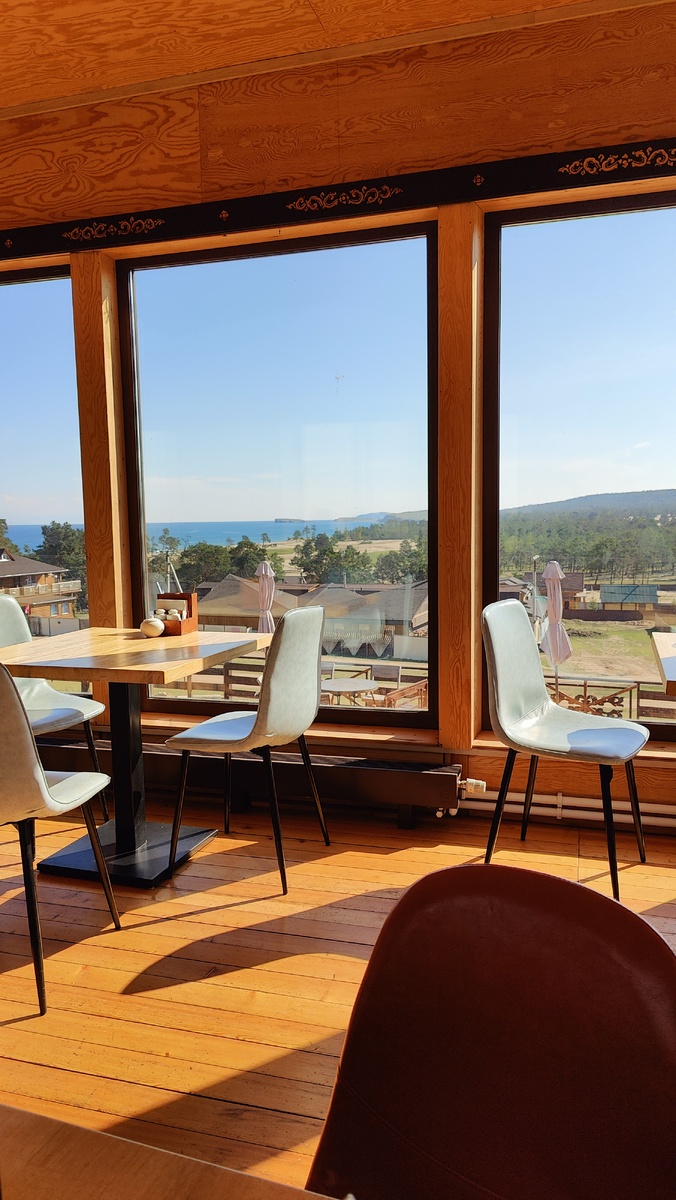 Столовая с видом на Сарайский залив