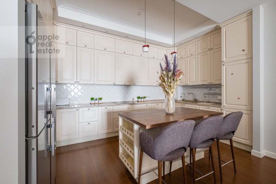 Фото из архива Apple Real Estate