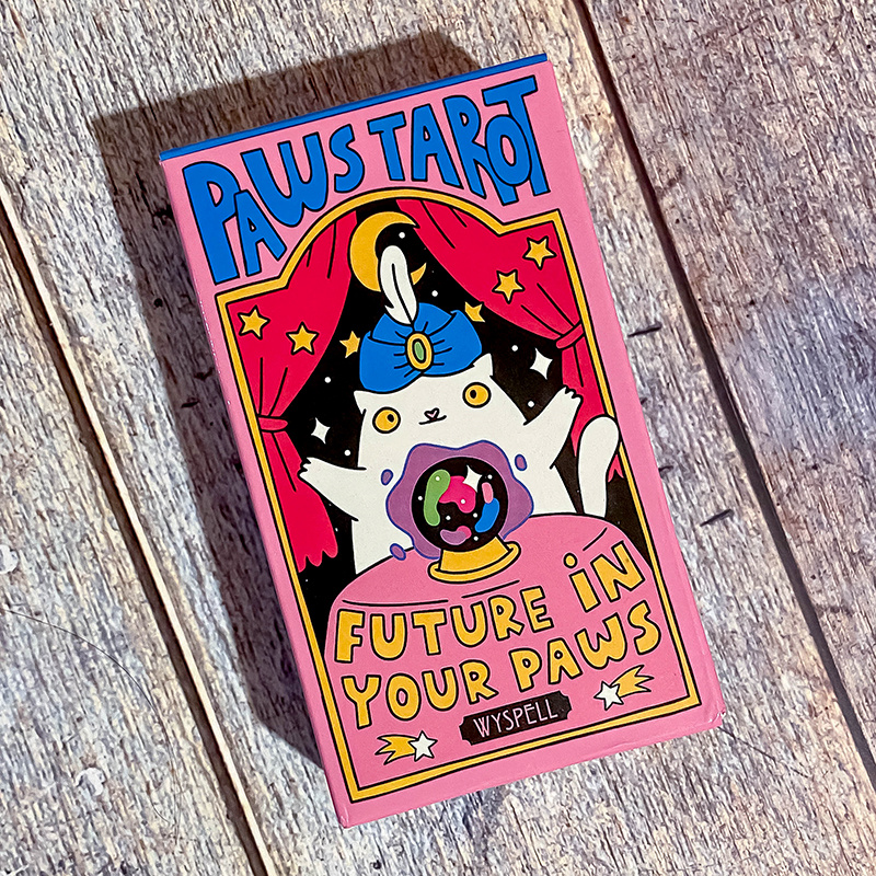 Paws Tarot: дизайн коробки (фото моё)