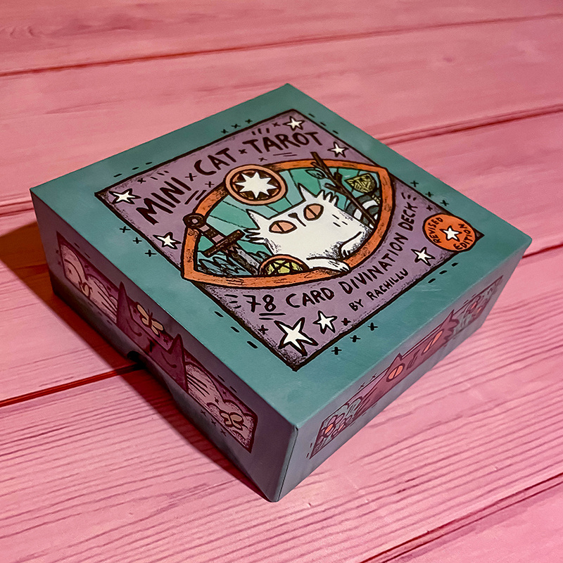 Mini Cat Tarot: дизайн коробки (фото моё)