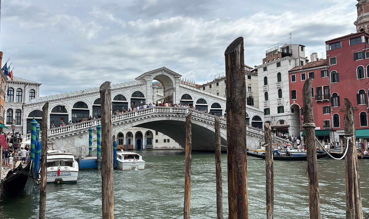 Мост Риальто в Венеции