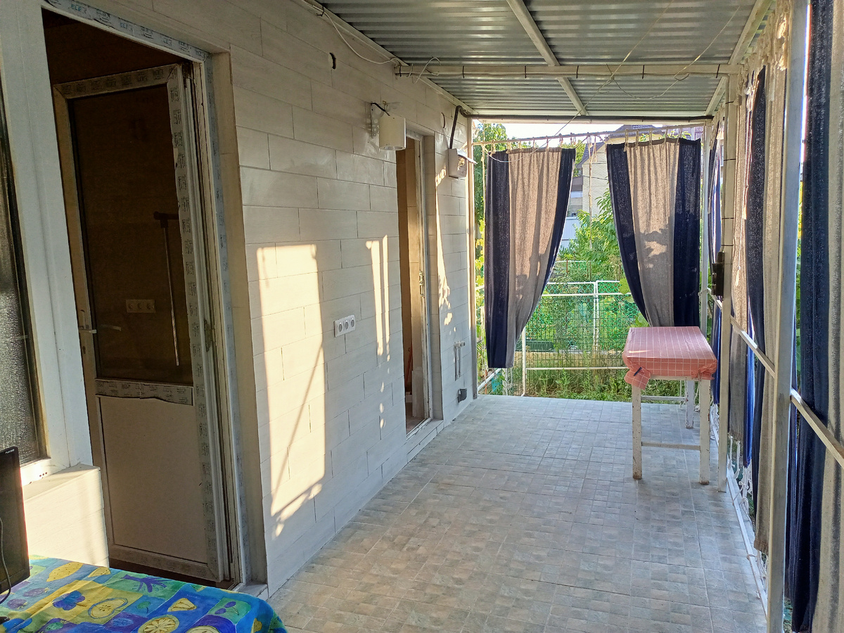 Веранда, вид на вход