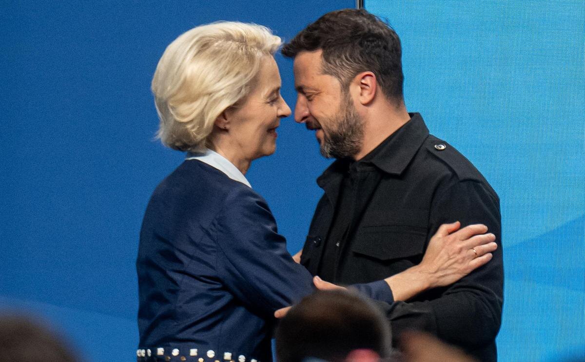 - Ты мне очень дорог,я тебя не брошу...