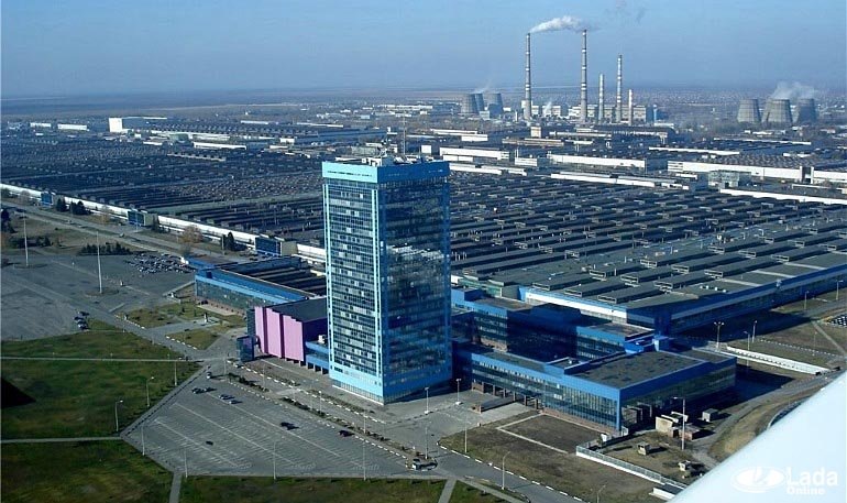 Завод ВАЗ в Тольятти 