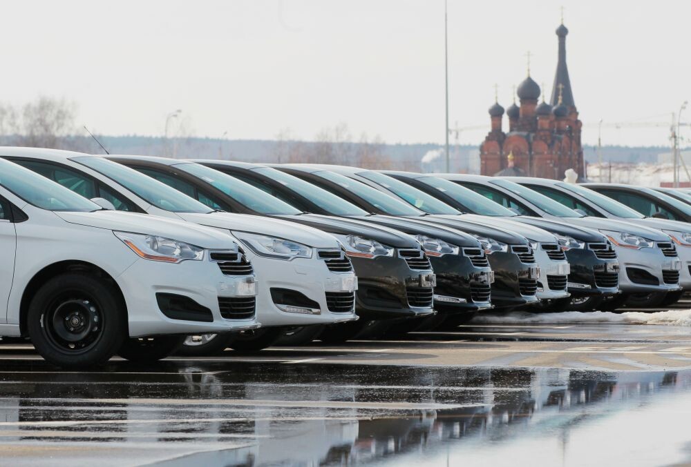 Российский авт market — особенный: морозы, колеи, сервисная сеть с разбросом по регионам и разумная стоимость владения. Ниже — компактный гид, который поможет выбрать действительно удачный автомобиль под условия нашей страны. Я расскажу про недорогие и надёжные варианты, а также про те модели, что сочетают комфорт, проходимость и разумные затраты на обслуживание.