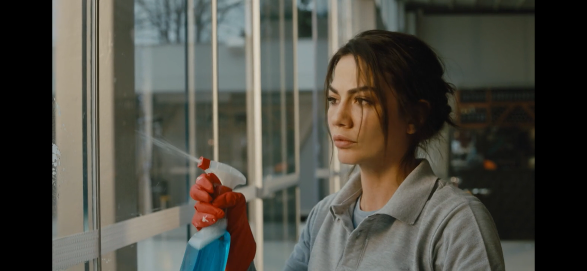 Стоп кадр из сериала «Меня зовут Фарах»