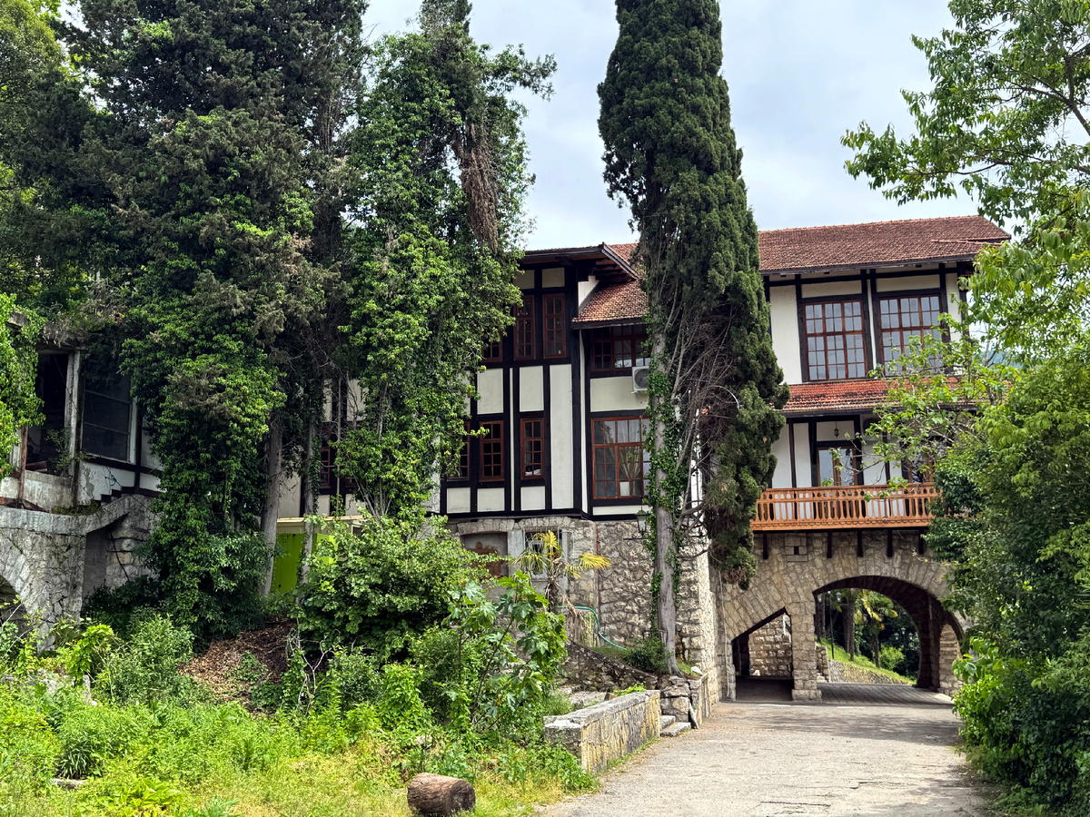 Ресторан "Гагрипш" в Гагре. Фото автора