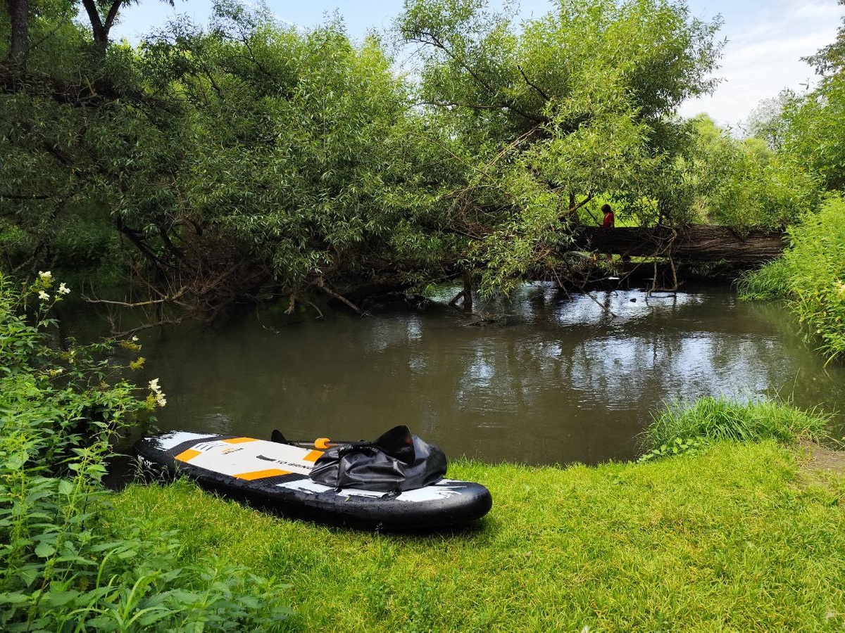 Следующий завал сразу после пешеходного моста, но можно обойти слева