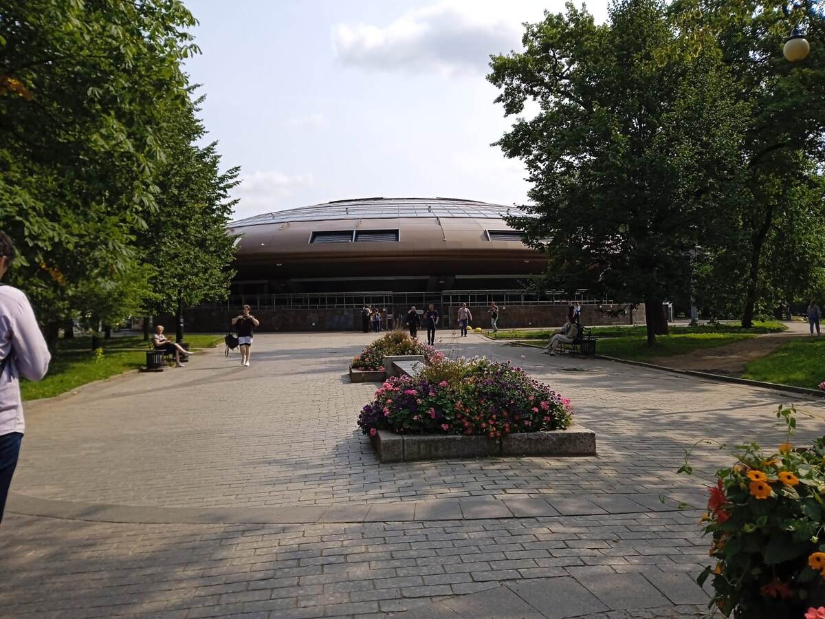 Станции метро "Горьковская". 