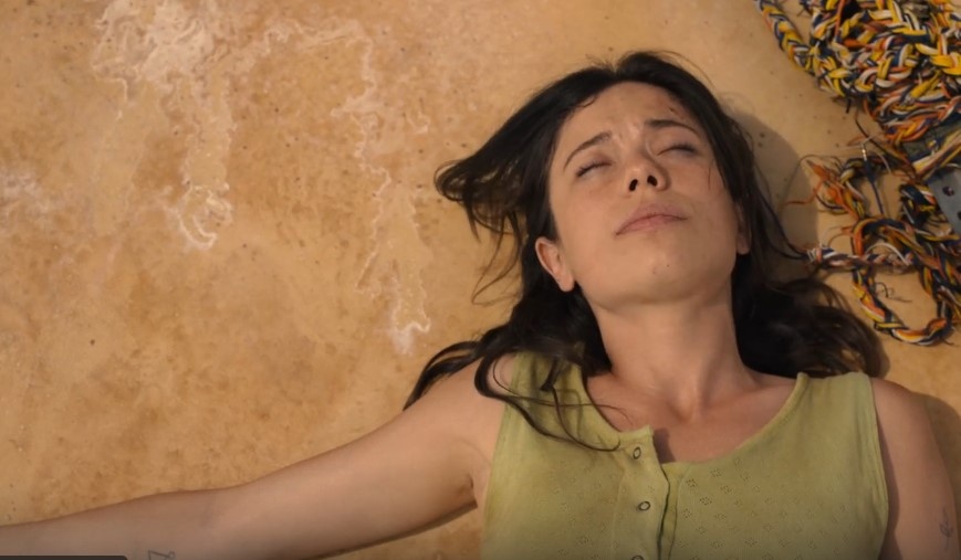 Героиня фильма "В никуда"