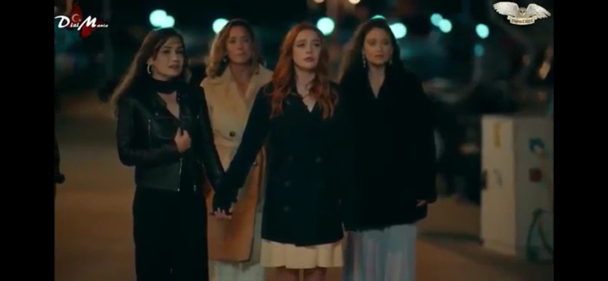 Стоп кадр из сериала «Любимое прошлое»