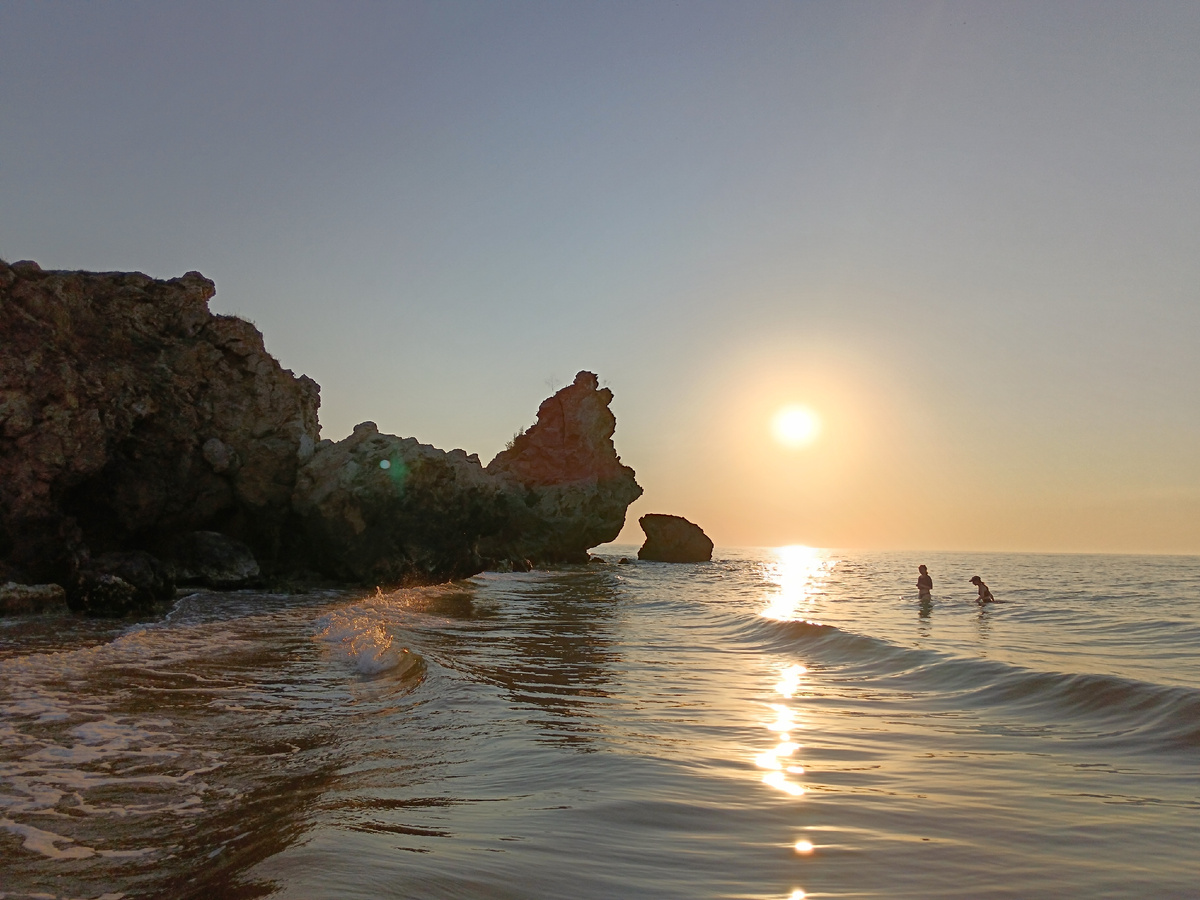Крымские закаты, Генеральские пляжи 