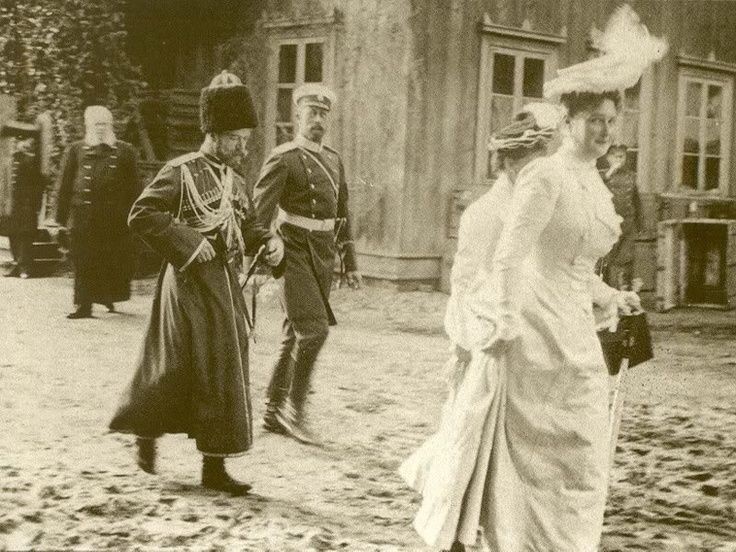 Император Николай II и императрица. Фото из интернета