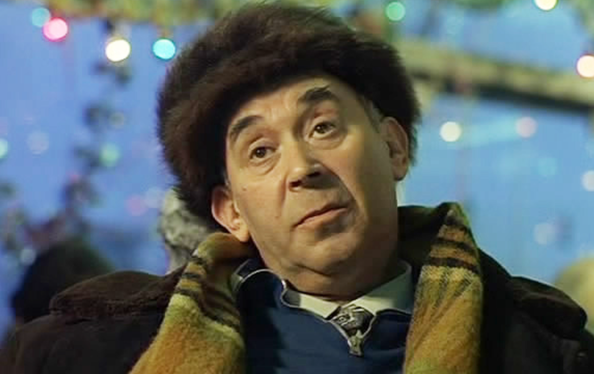 Готлиб Ронинсон в фильме "Ирония судьбы, или С лёгким паром"