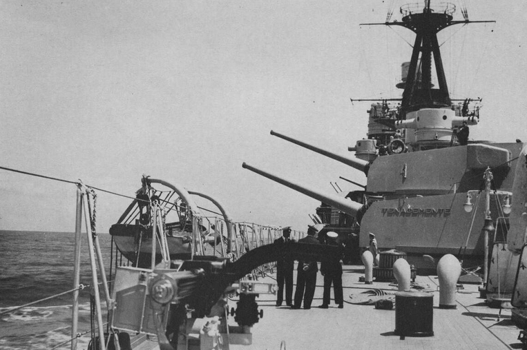 В ночном бою у Матапана пушки «Зары» молчали