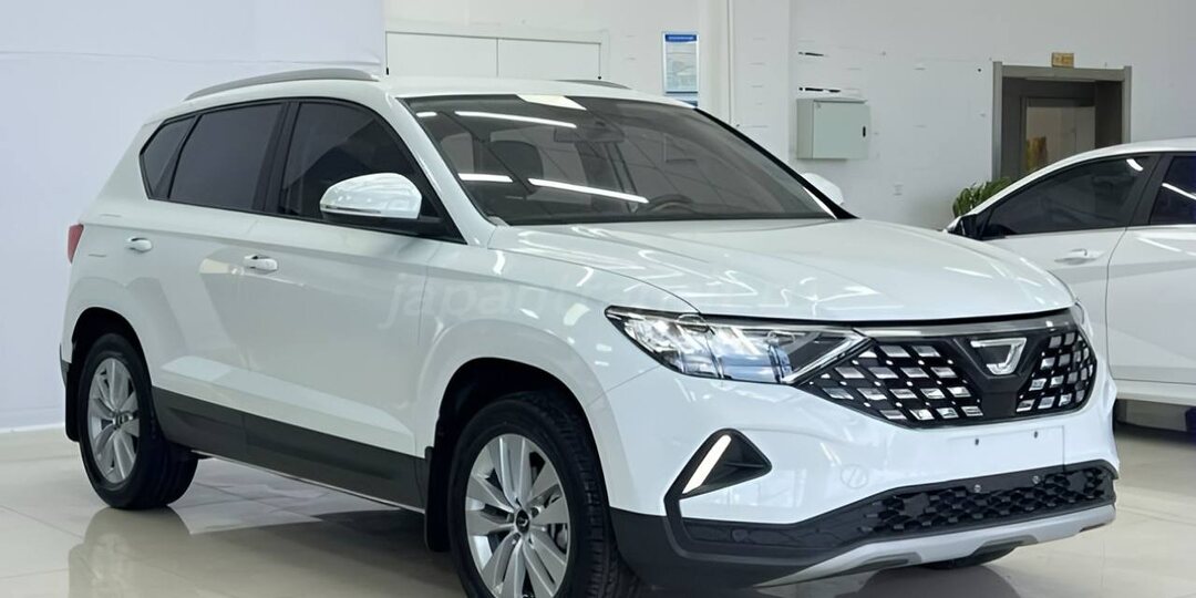 Что купить до 1,5 млн ₽: Daihatsu Rocky, Mercedes CLA, Corolla, Levorg, T-Roc и Changan UNI-V — лучшие авто из Японии и Китая