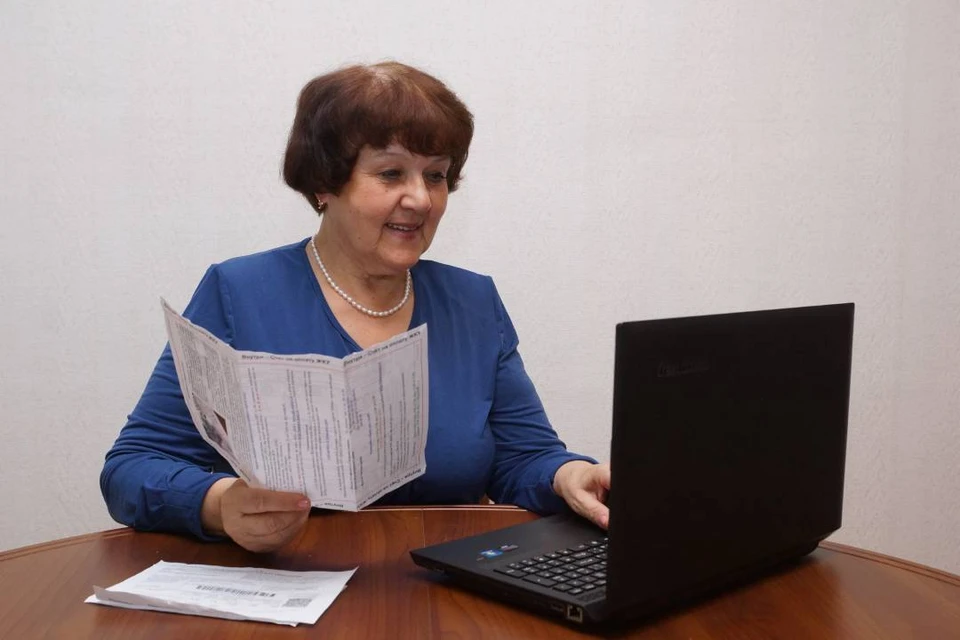 Ознакомиться с секретами разумного электропотребления можно в любом месте и в любое время, открыв рубрику "Тарифный калькулятор".

Фото: Светлана МАКОВЕЕВА.