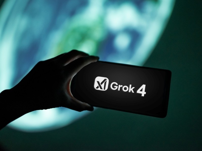    Чат-бот Grok 4 стал бесплатным для всех. Но с оговоркой