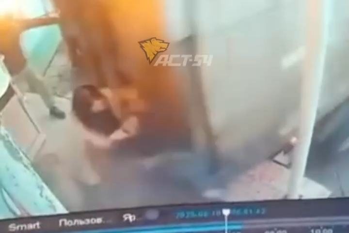    Стоп-кадр из видео ACT-54 Black