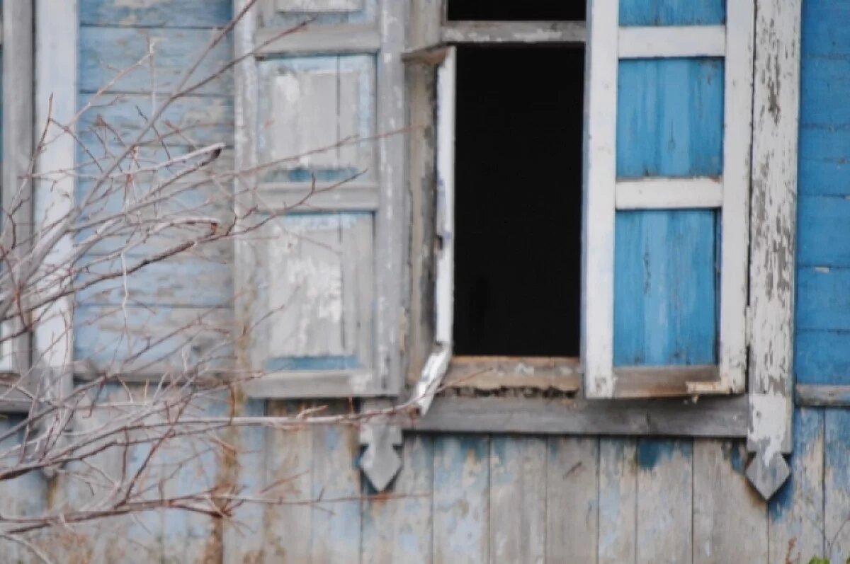    В период с 2000 года по настоящее время в Оренбургской области упразднено семь деревень и 25 поселков.