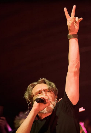 Сергей Шнуров