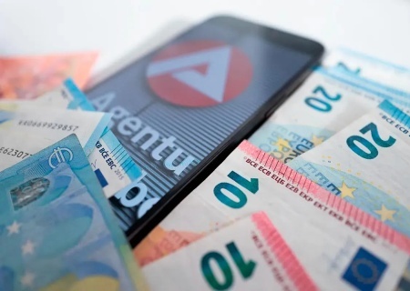    В АдГ призвали отменить Bürgergeld для украинцев в Германии