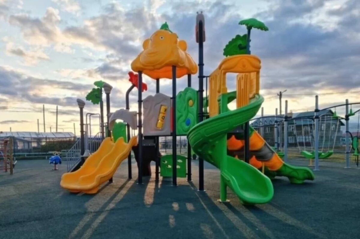    В Петербурге мужчина под наркотиками открыл стрельбу у детской площадки