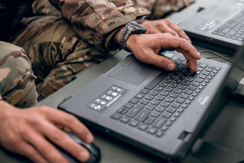    Социальные сети