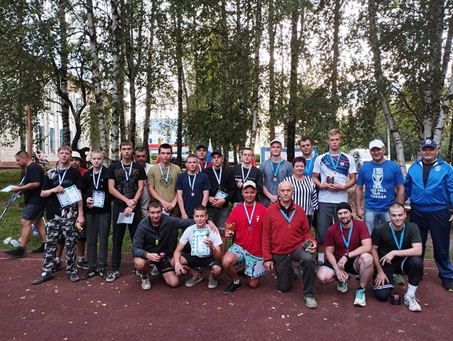 Под Тверью сыграли в хоккей с мячом