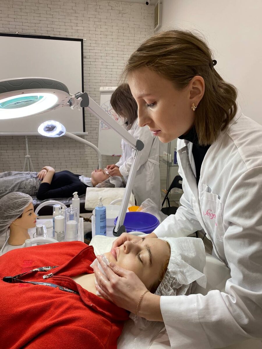 Обучение Косметик-эстетист по лицу