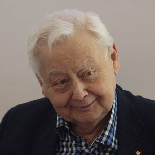     Фильмы, мультфильмы и спектакли покажут телеканалы к юбилею Олега Табакова