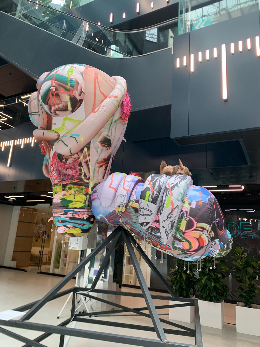 Арт-объект Ивана Горшкова