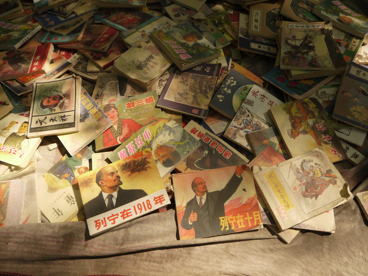 В Китае чтят Ленина как основателя первого в мире социалистического государства и хорошо знают его биографию. Фото автора, сделано в Шанхае.
