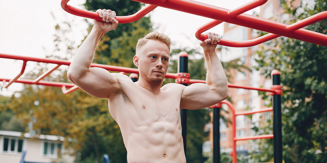 12 упражнений, которые нужно выполнять перед подтягиваниями