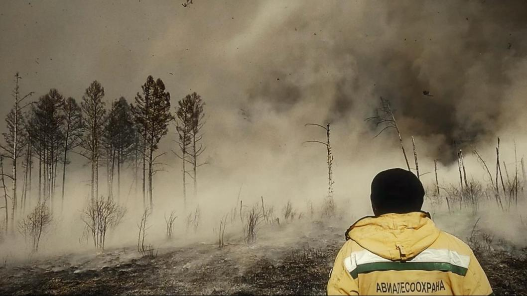 Фото: скриншоты из фильма "Пылающий горизонт"