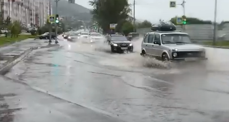     Показываем последствия потопа в Красноярске на выходных