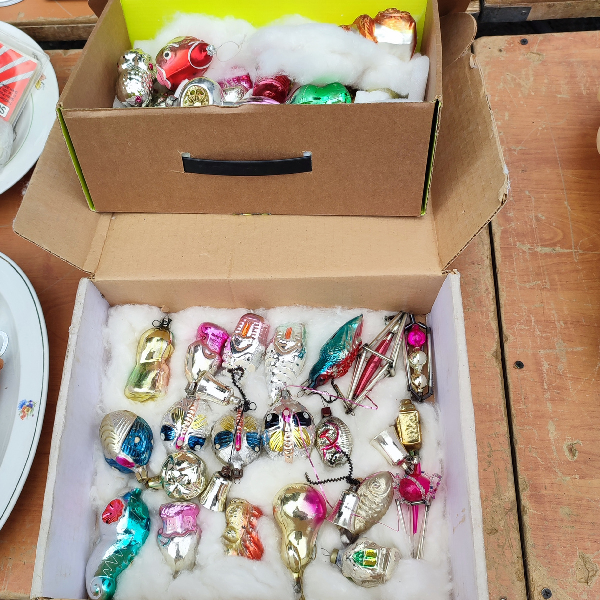 Готовь сани летом... А если саней не нашлось, то хоть игрушек купи!