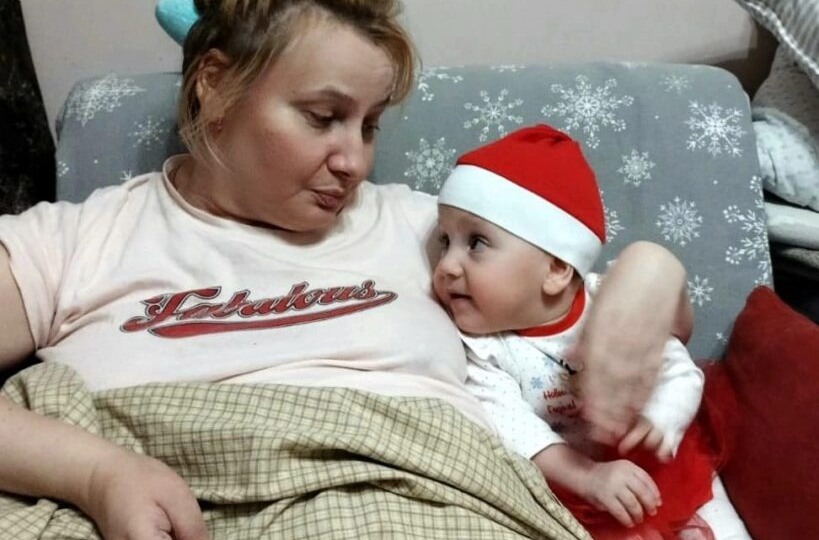 На шестом месяце беременности Ольга попала в ДТП и сломала позвоночник, ее муж погиб
