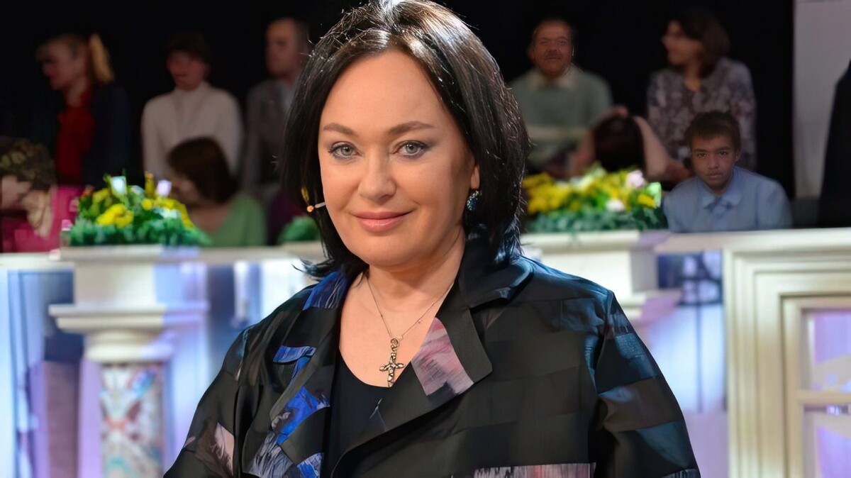    На фото: Лариса Гузеева