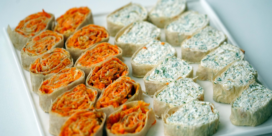 Рулет из лаваша 2 варианта начинки. Простые рецепты.