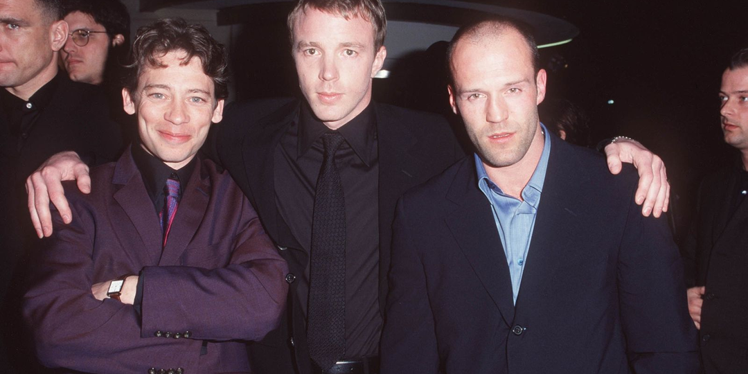 От уличных гангстеров до сказочных королей: почему Гай Ричи — режиссёр с уникальным стилем