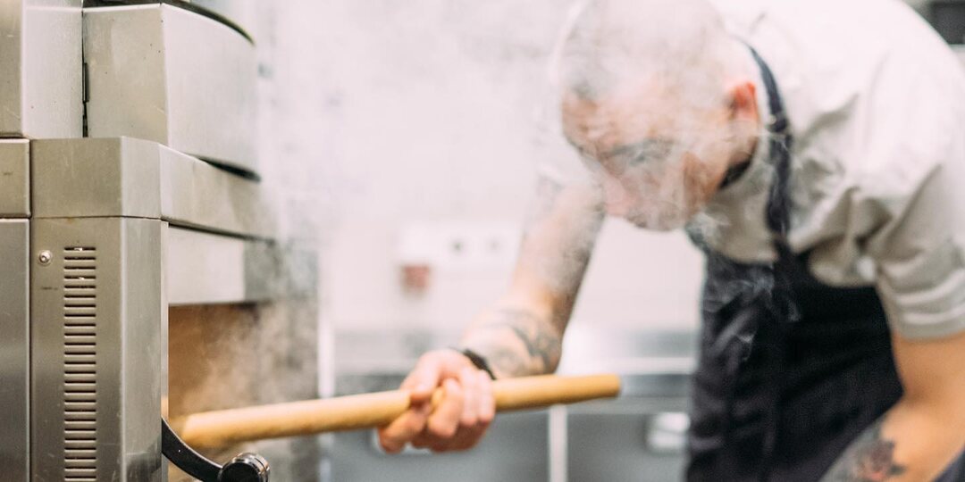 Бездрожжевой хлеб под микроскопом бренд-шеф пекаря Максима Бабича