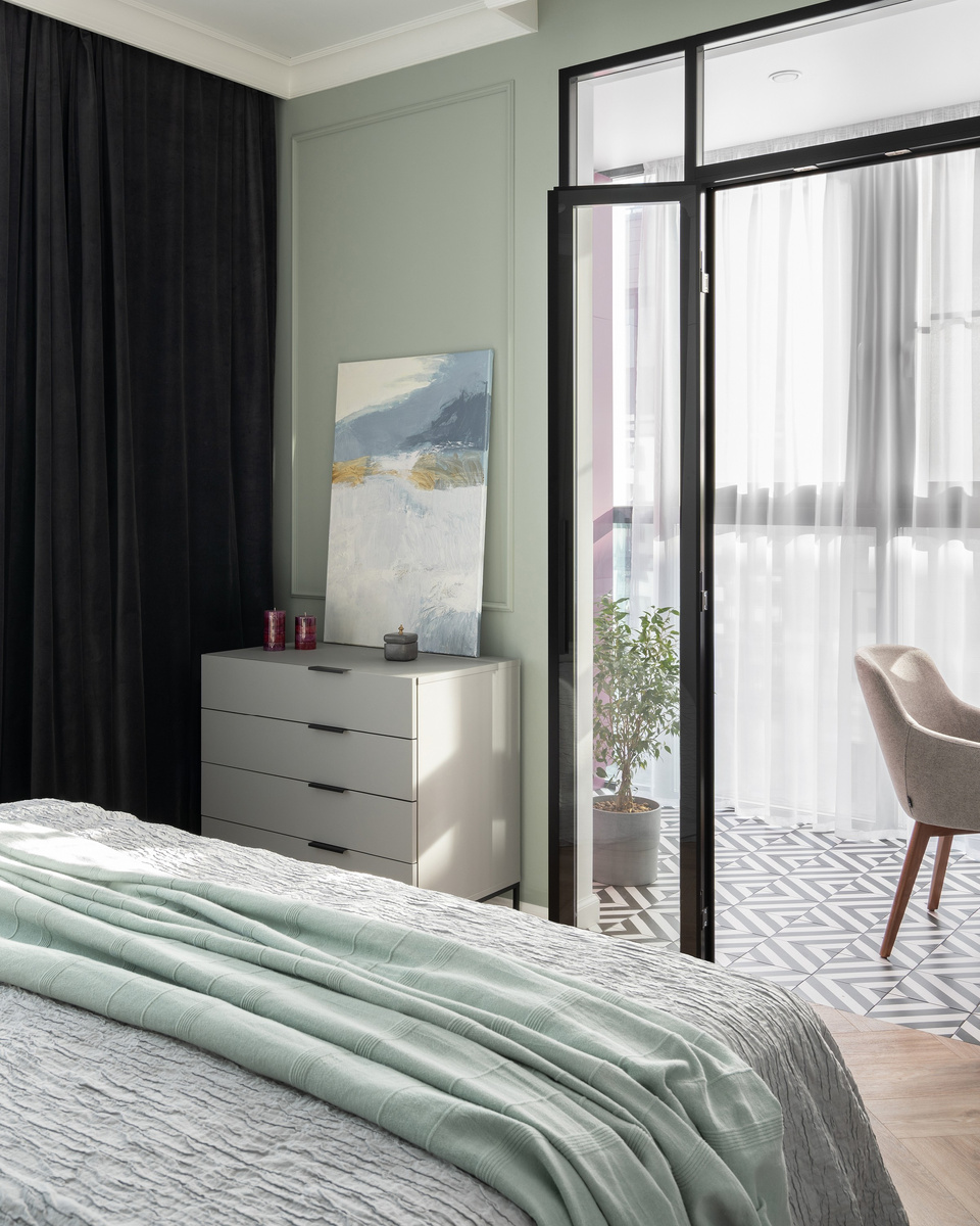 На фото: евротрешка 58 кв.м в г. Санкт-Петербурге. Дизайнер: Илона Ореховская; архитектор: Екатерина Лоскутова; декоратор: Нина Симонова; фотограф: Маргарита Низамова