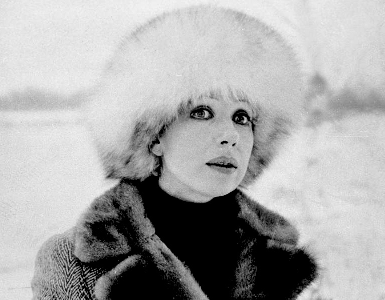 Инна Чурикова